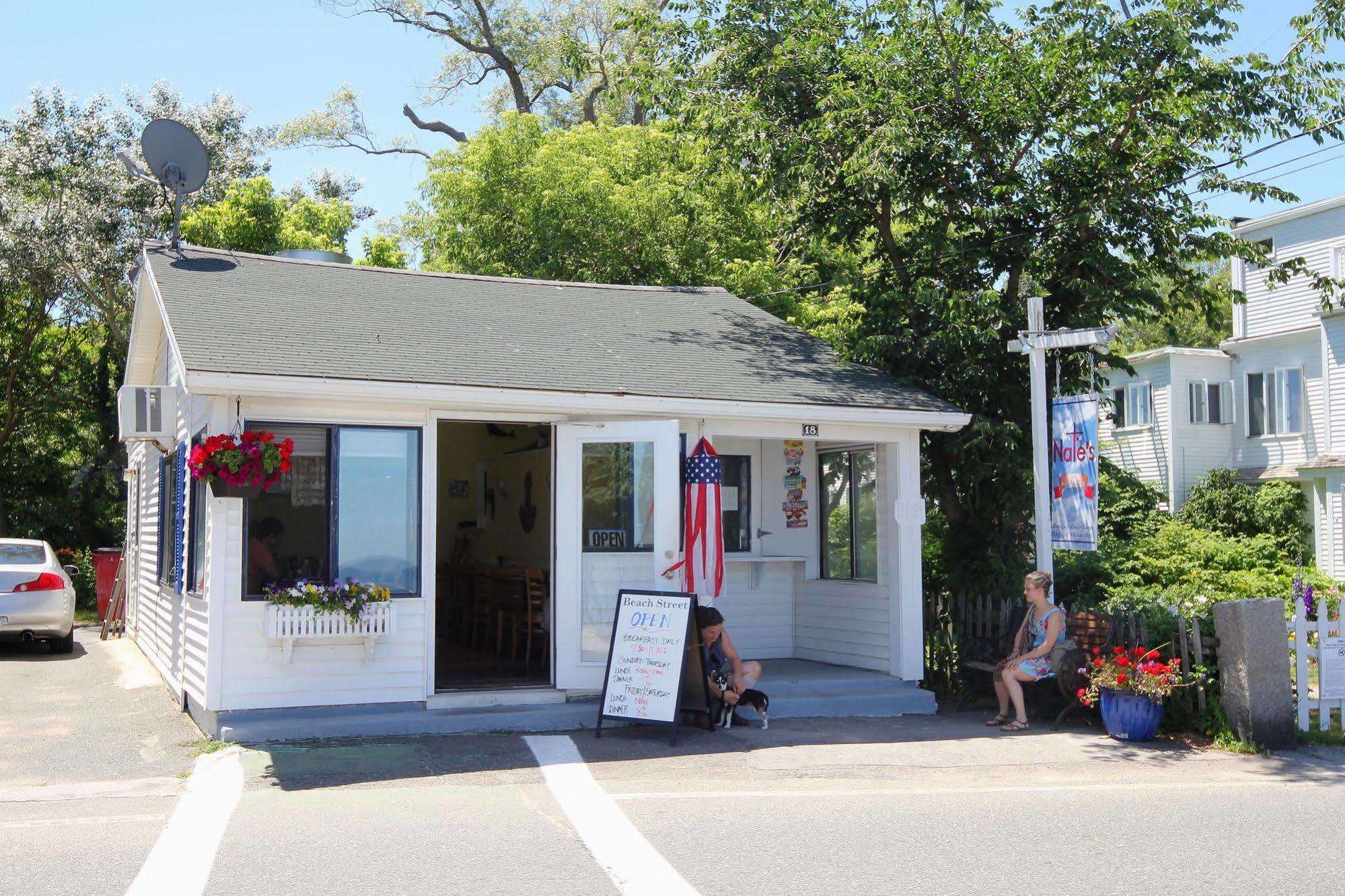 Eagle House Beachside Motel Rockport Exterior photo